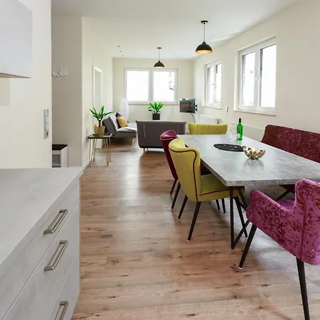 Mosellolodge - Luxus-ferienhaus Bis 16 Personen - Dachterrasse - Netflix - Waschmaschine Holiday home