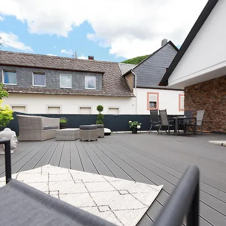 Mosellolodge - Luxus-ferienhaus Bis 16 Personen - Dachterrasse - Netflix - Waschmaschine * Senheim