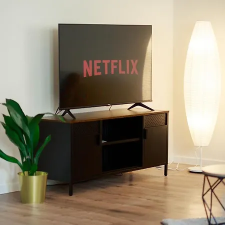 Mosellolodge - Luxus-ferienhaus Bis 16 Personen - Dachterrasse - Netflix - Waschmaschine Holiday home *